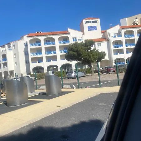 Apartman Cosy Avec Terrasse A 80m De La Le Barcarès